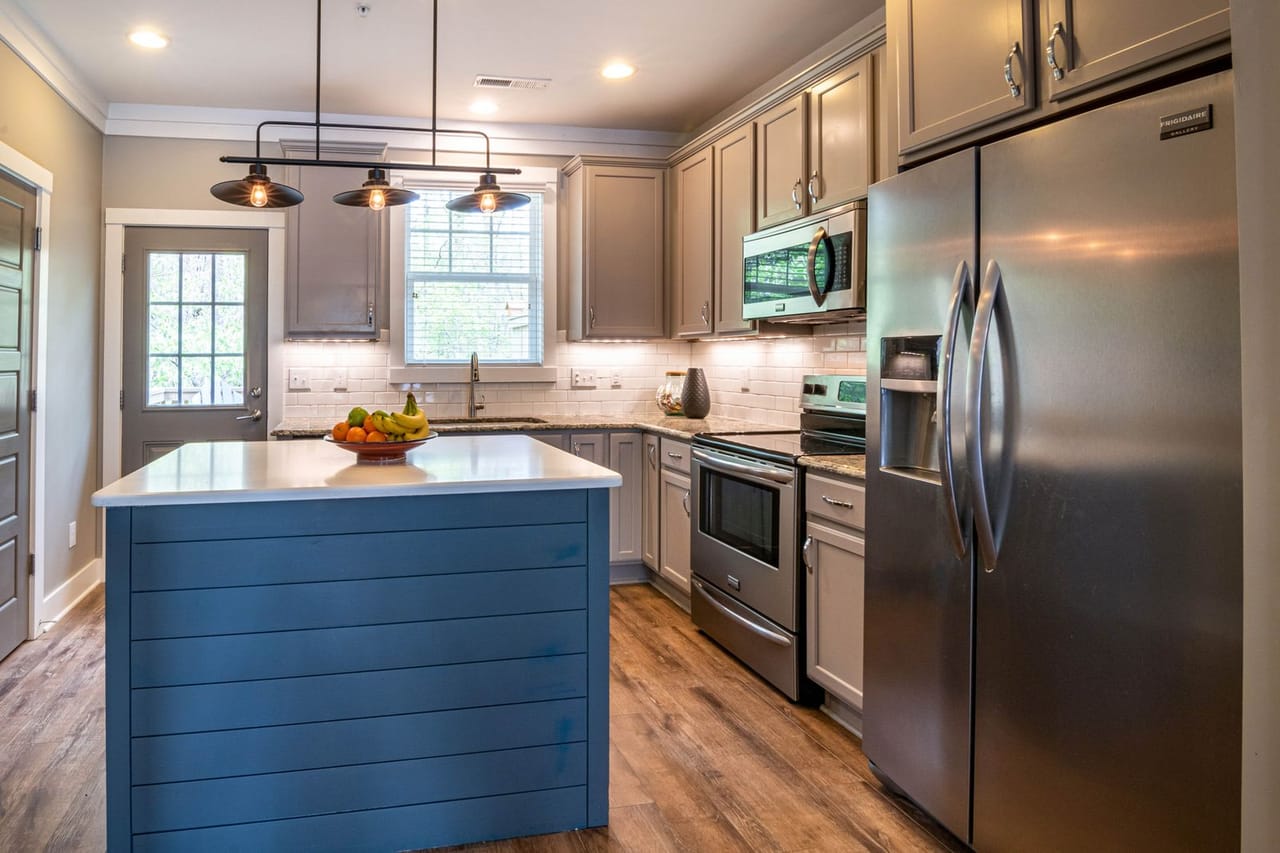 Appliance repair Dallas TX: Stainless steel appliances on the kitchen