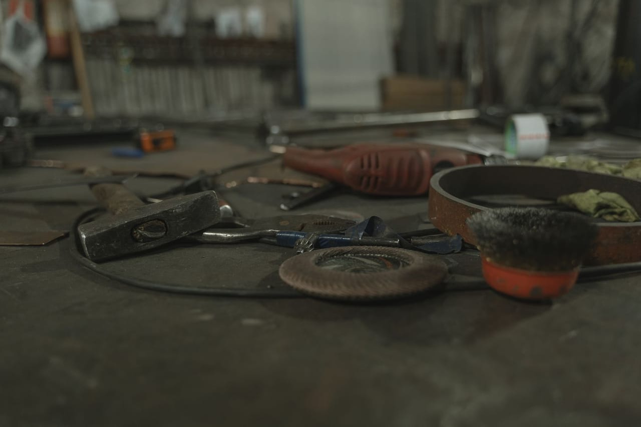 Appliance repair Davenport IA: A variety of tools at a workshop