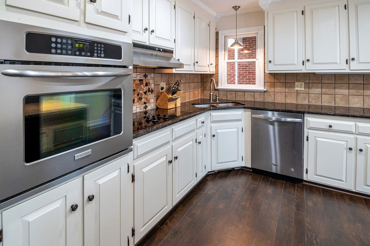 Appliance repair Mckinney TX: Photo of kitchen with appliances