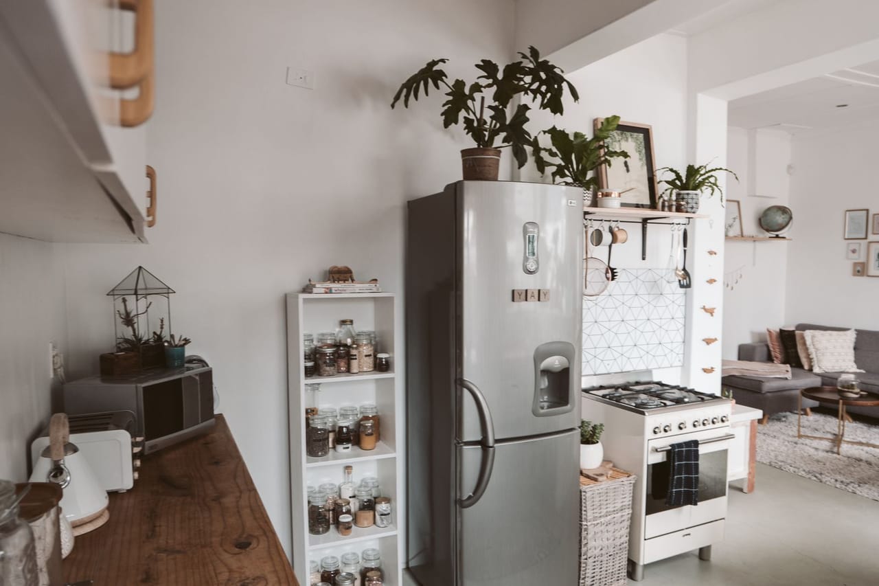 Appliance repair Peoria IL: Wooden kitchen countertop