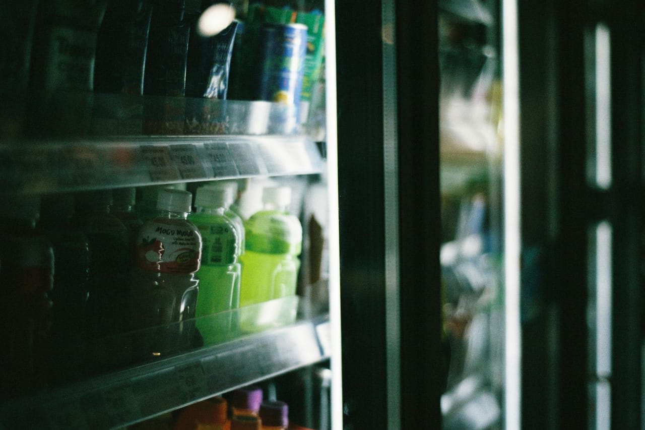 Appliance repair Reading PA: Various beverages in a refrigerator