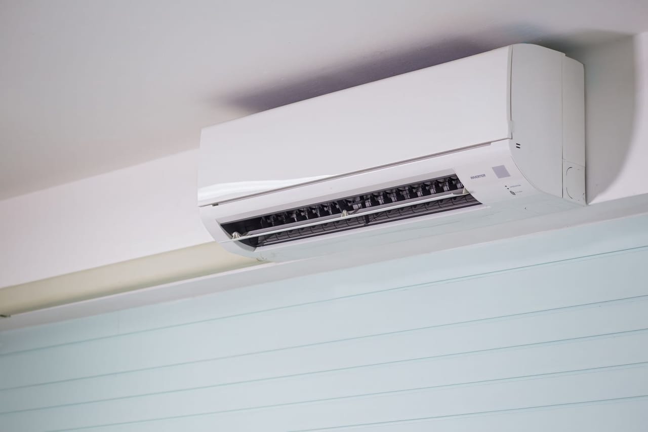Appliance repair Tukwila WA: Wall mounted air conditioner in modern interior