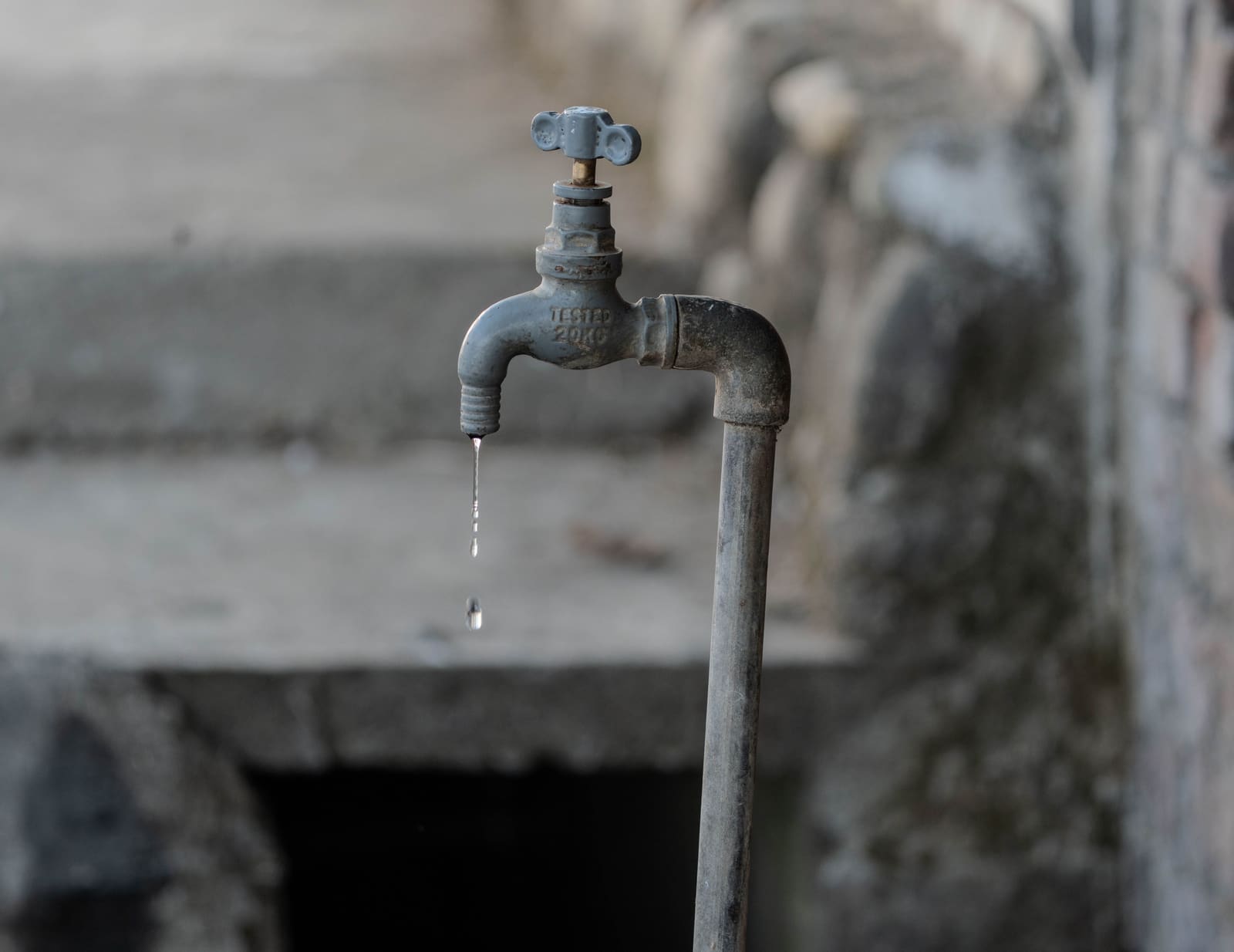 Emergency Plumber in Aurora, CO: Fast Help for Freeze-Thaw and Slab Leak Damage