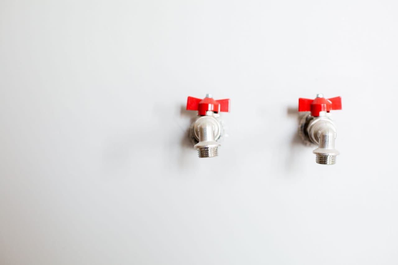Plumber in Decatur, AL: Clay Soils and Old Pipes