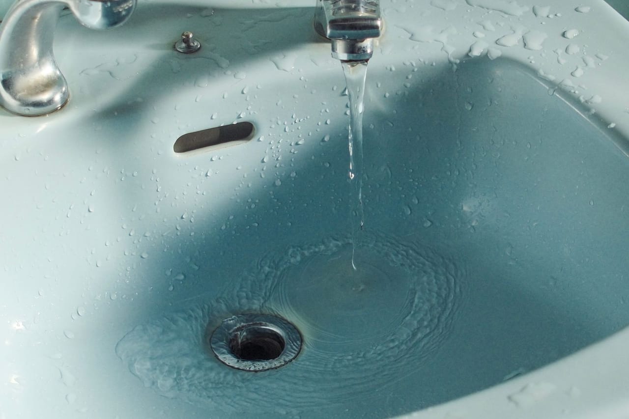 Plumber in Eugene, OR: Soft Water and Old Pipes