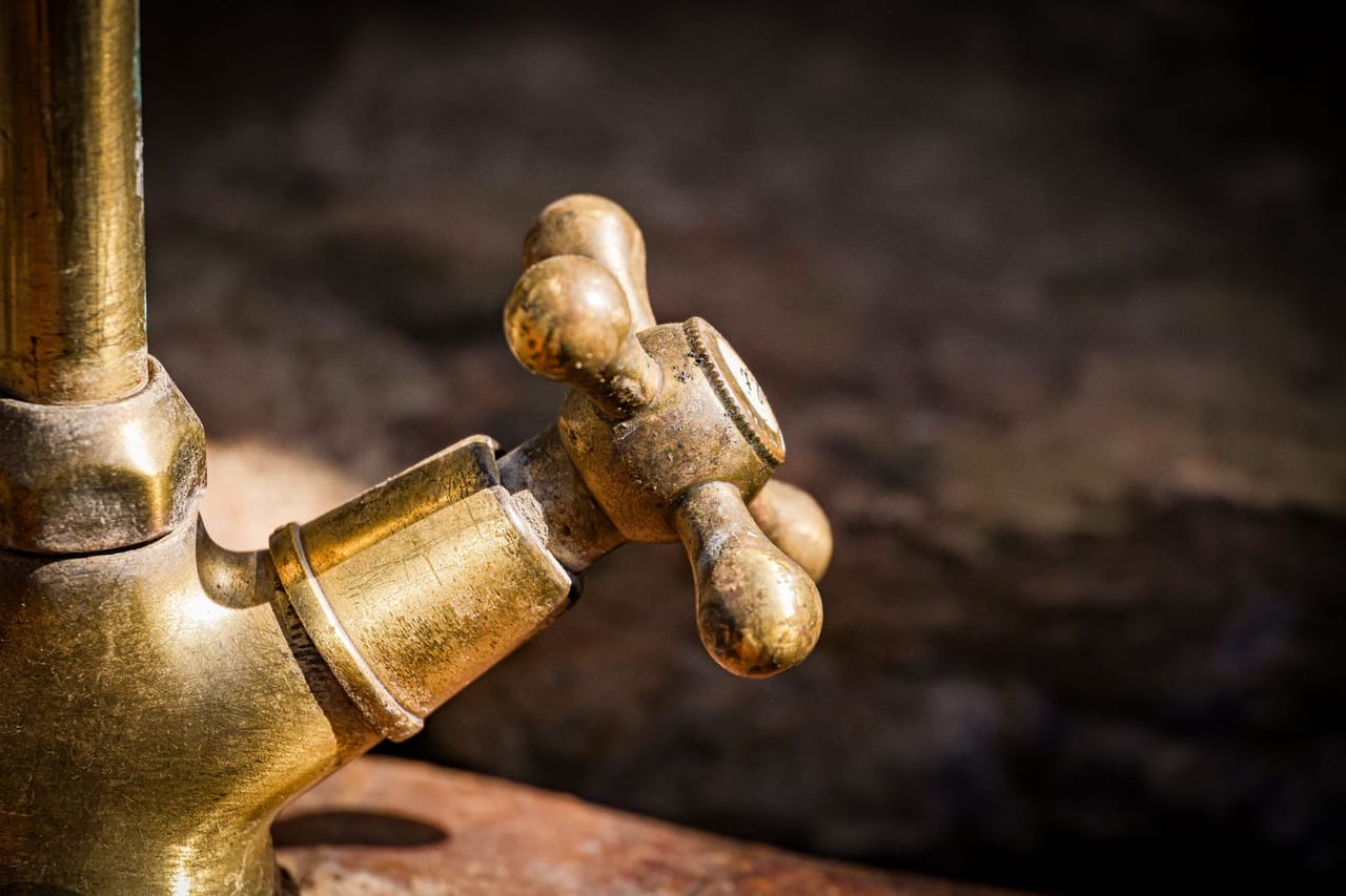 Plumber in Fort Lauderdale, FL: Salt Water