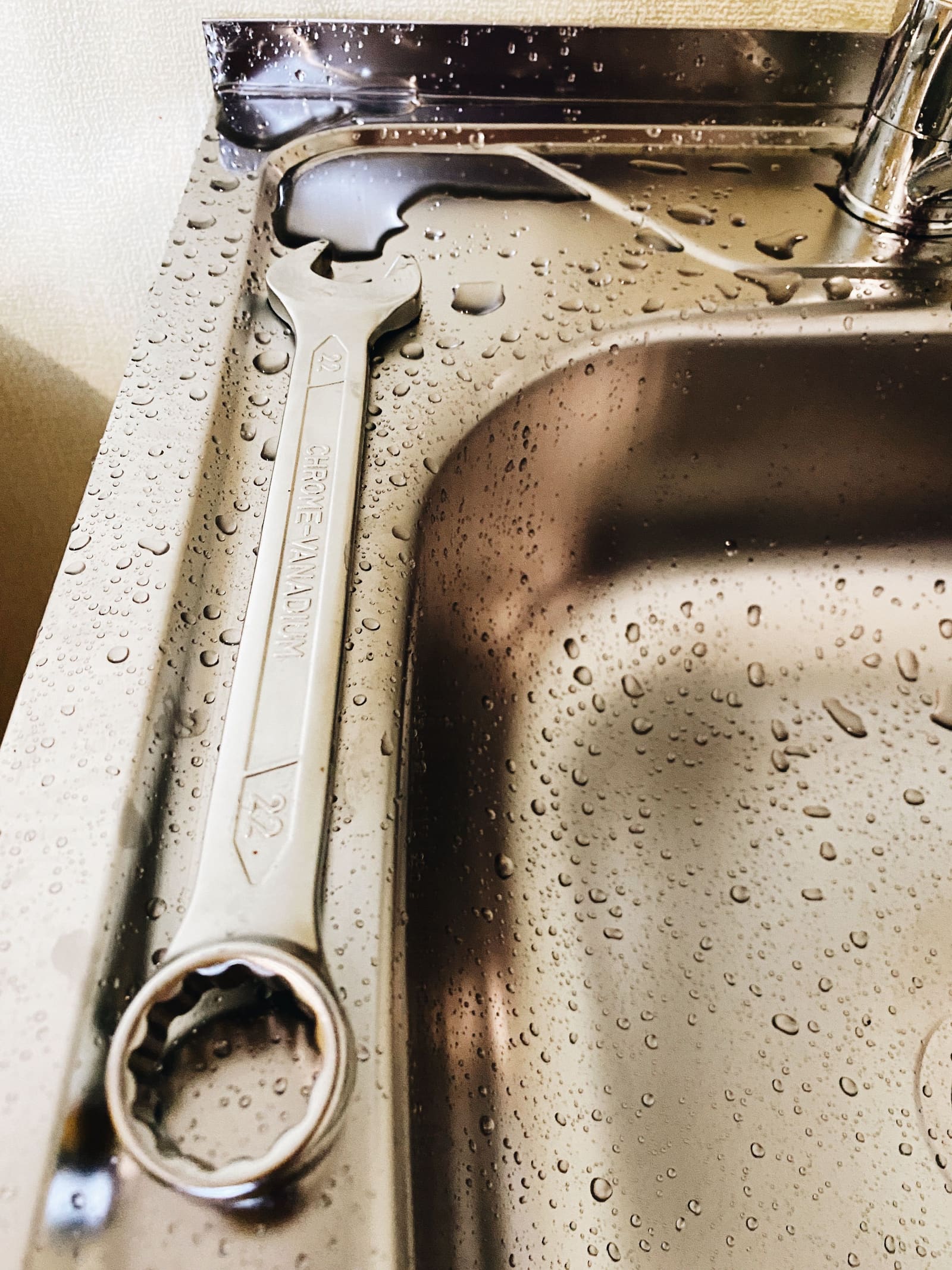 Emergency Plumber in Houston, TX: Fast Help for Slab Leaks and Freeze Damage