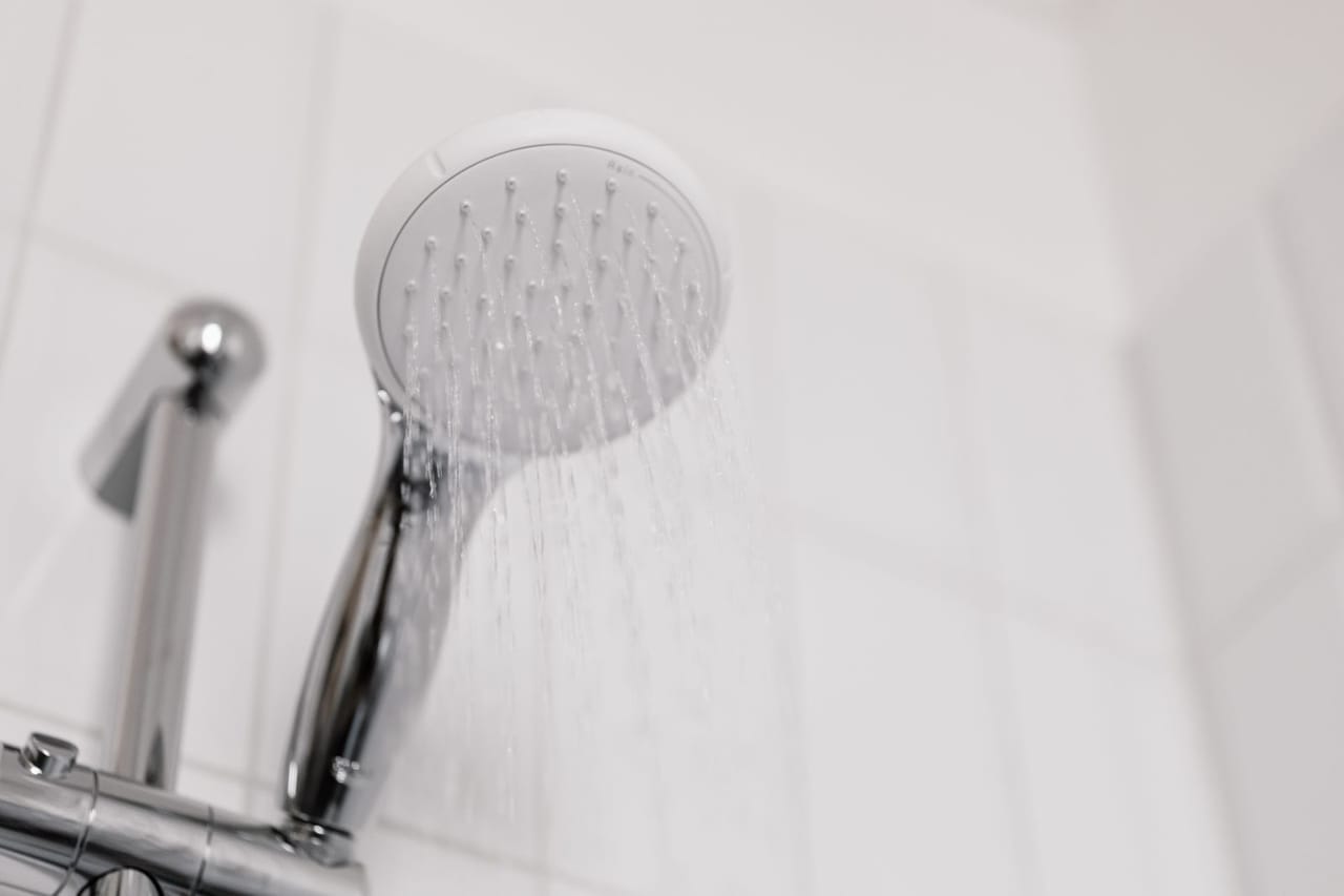 Plumber Los Angeles CA: Close up photo of a shower head