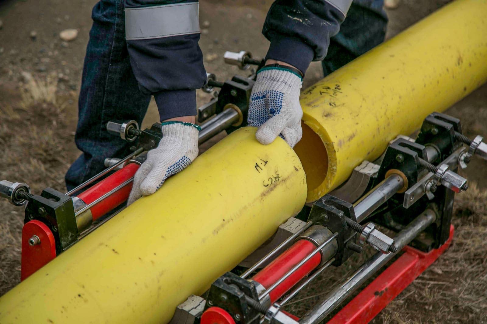 Emergency Plumber in Louisville, KY: Fast Help for Old Pipe and Winter Freeze Damage