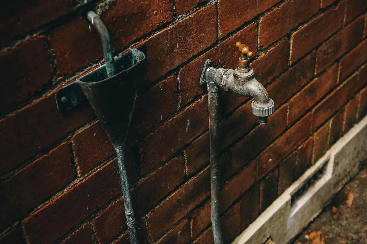 Plumber in Newark, NJ: Rowhouse Plumbing