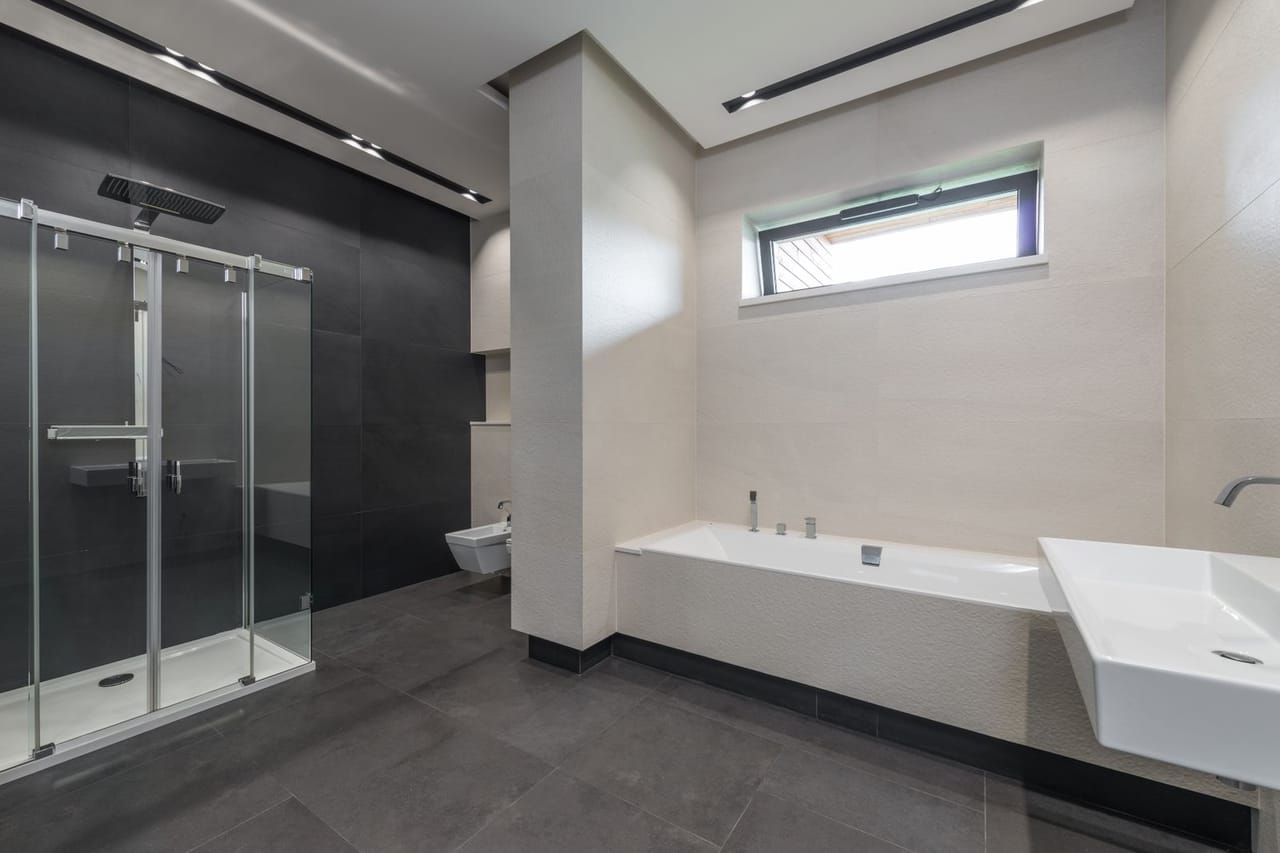 Plumber Petaluma CA: Modern bathroom with shower cabin