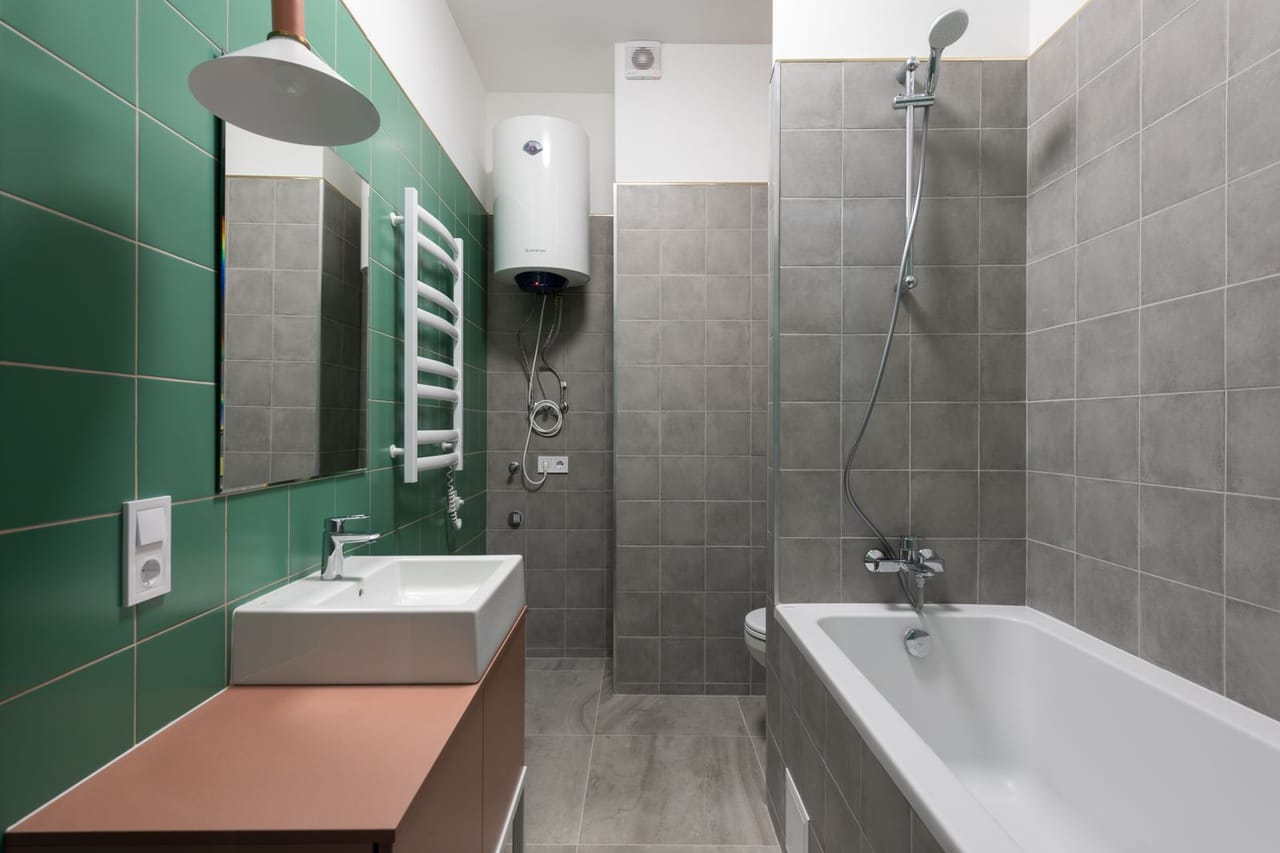 Plumber Port St Lucie FL: Simple interior of modern bathroom