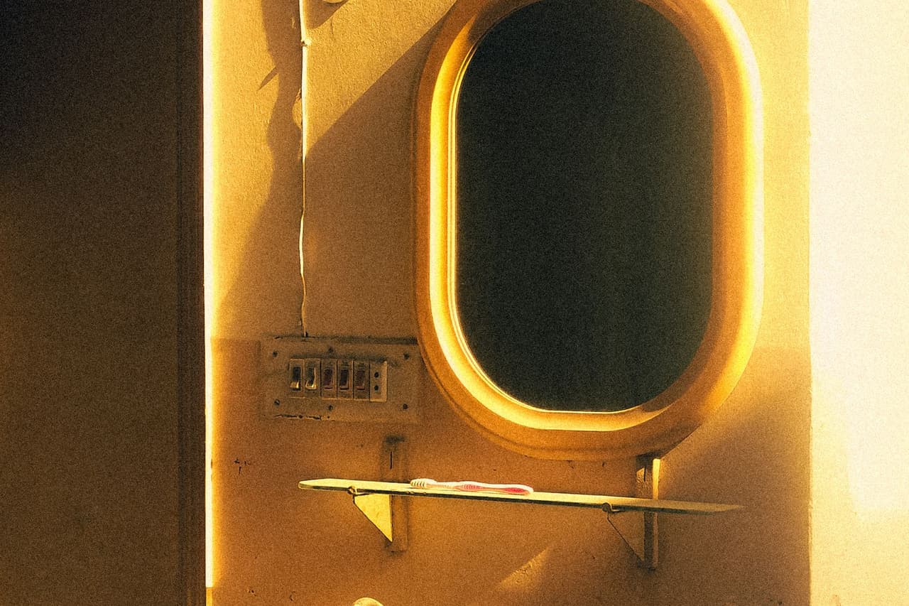 Plumber Rock Island IL: Mirror over sink in bathroom