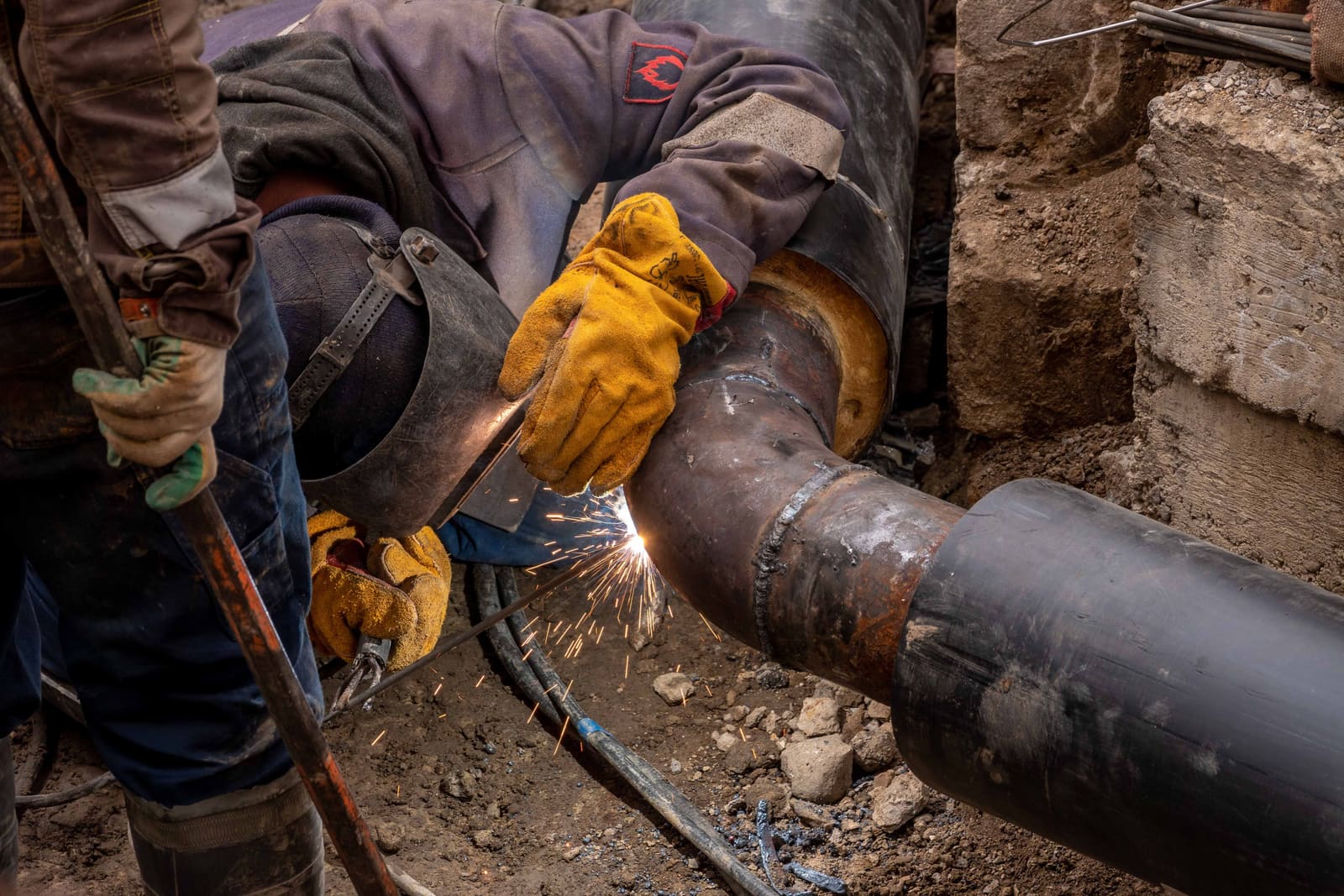 Emergency Plumber in Santa Ana, CA: Fast Help for Historic Home Pipe and Slab Leaks