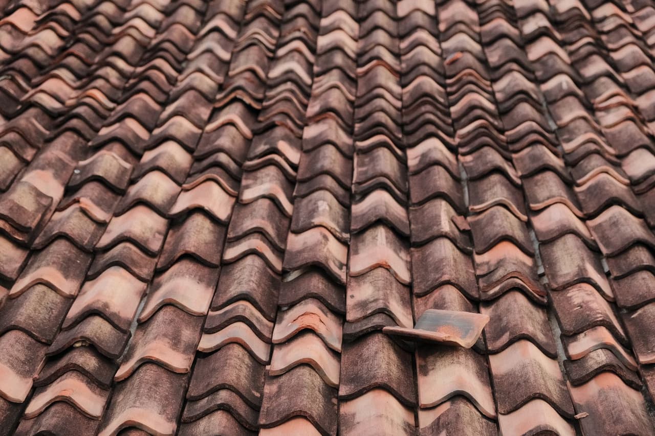 Roof Repair in Bullhead City, AZ: Desert Heat and UV