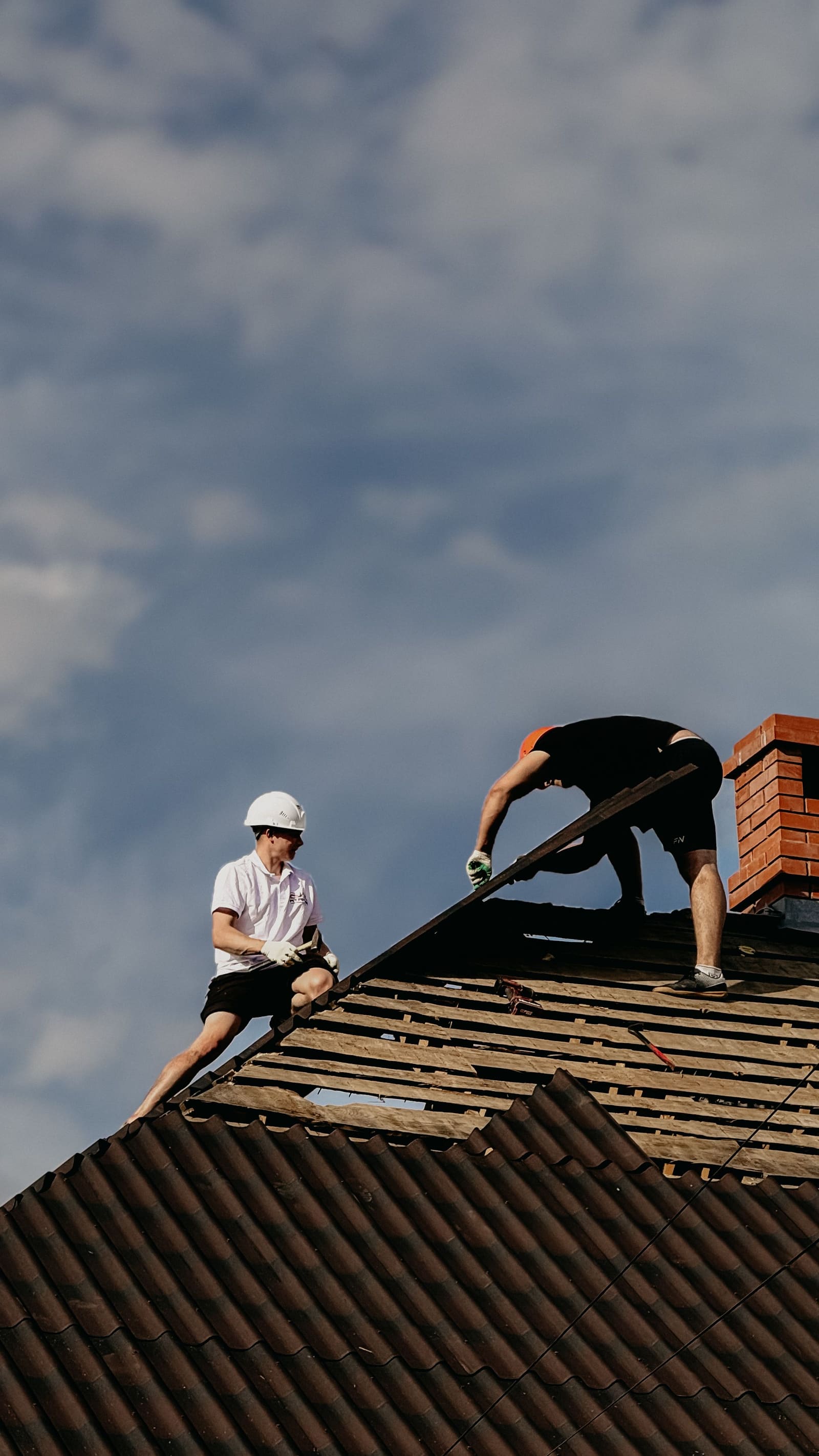 Roof Repair & Replacement in Des Moines, IA: Storm-Ready Roofing for Iowa Weather