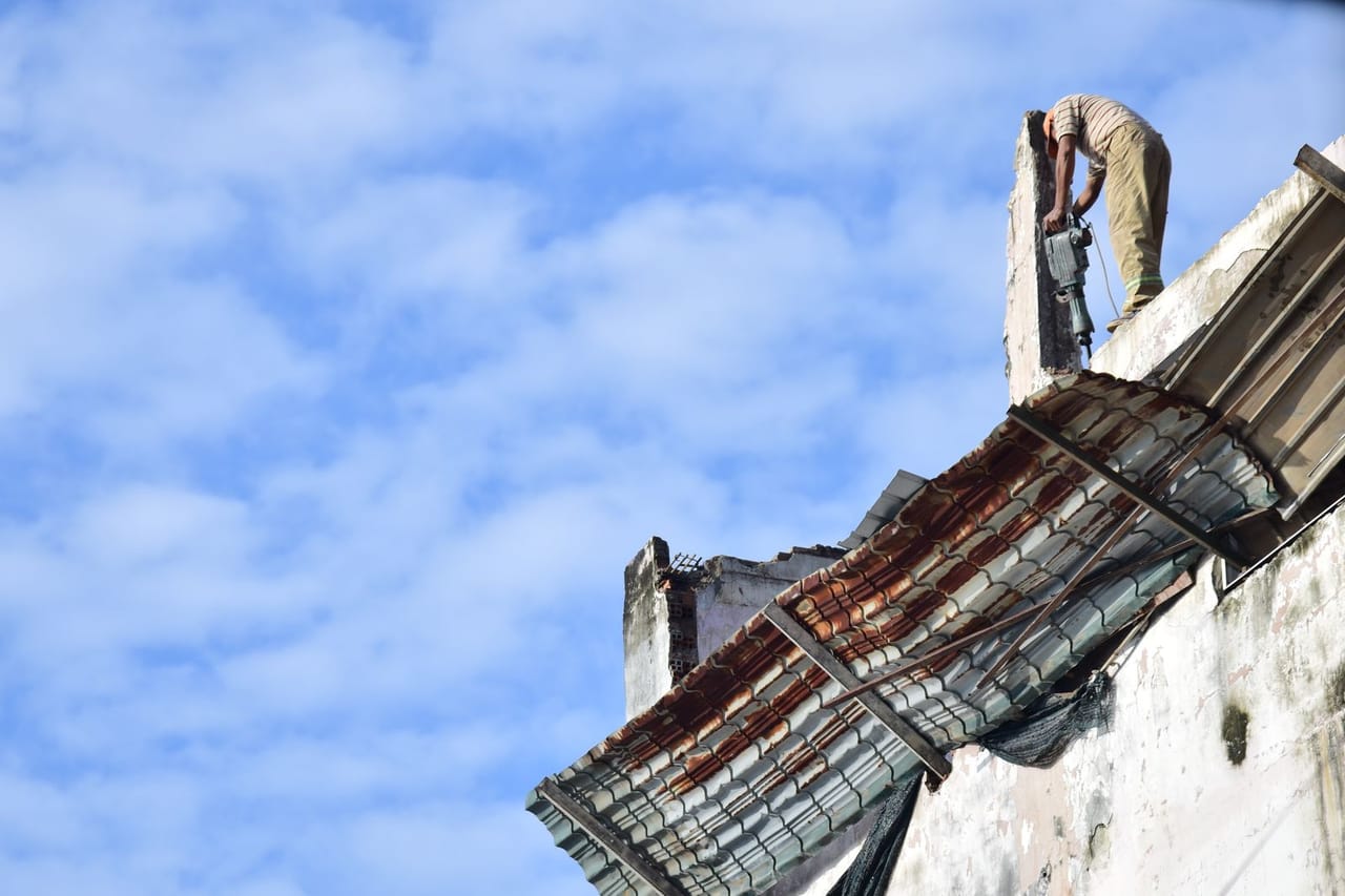 Roof Repair in Hilton Head, SC: Hurricane Wind, Aging Roofs