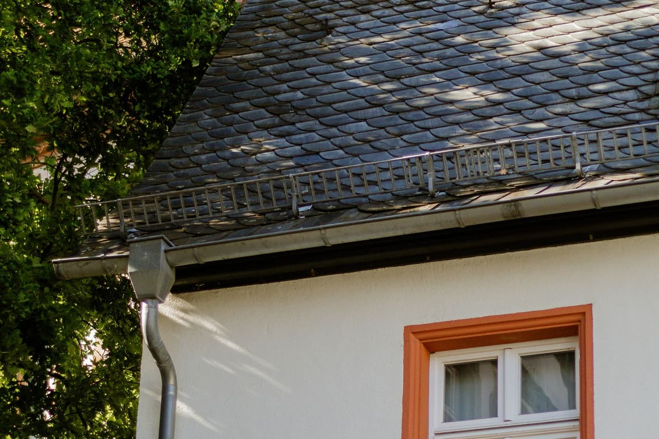 Roof Repair in Kansas City, MO: Hail Damage, Aging Roofs