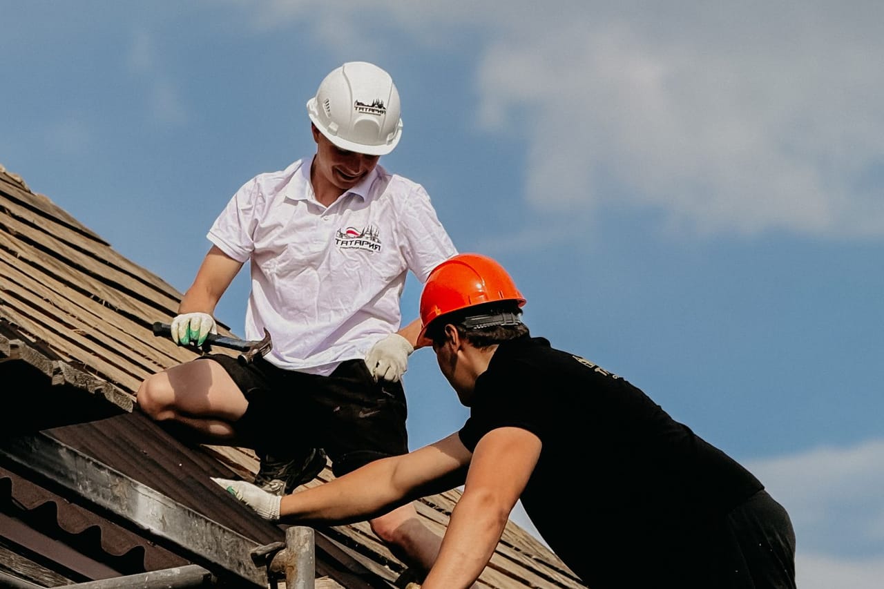 Roof Repair in Mesquite, NV: Desert Heat and UV