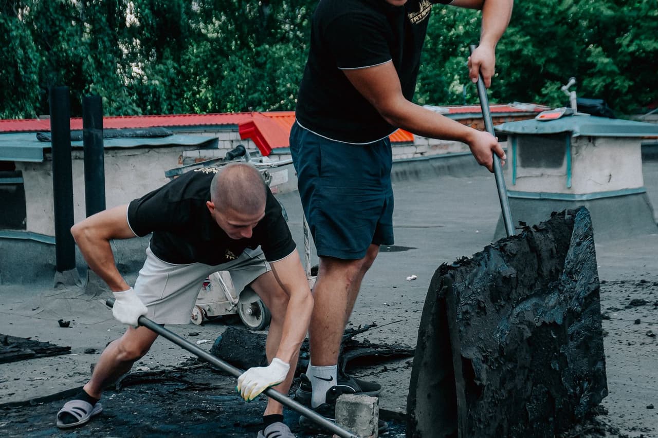 Roof Repair in Owensboro, KY: Storm Damage, Aging Roofs