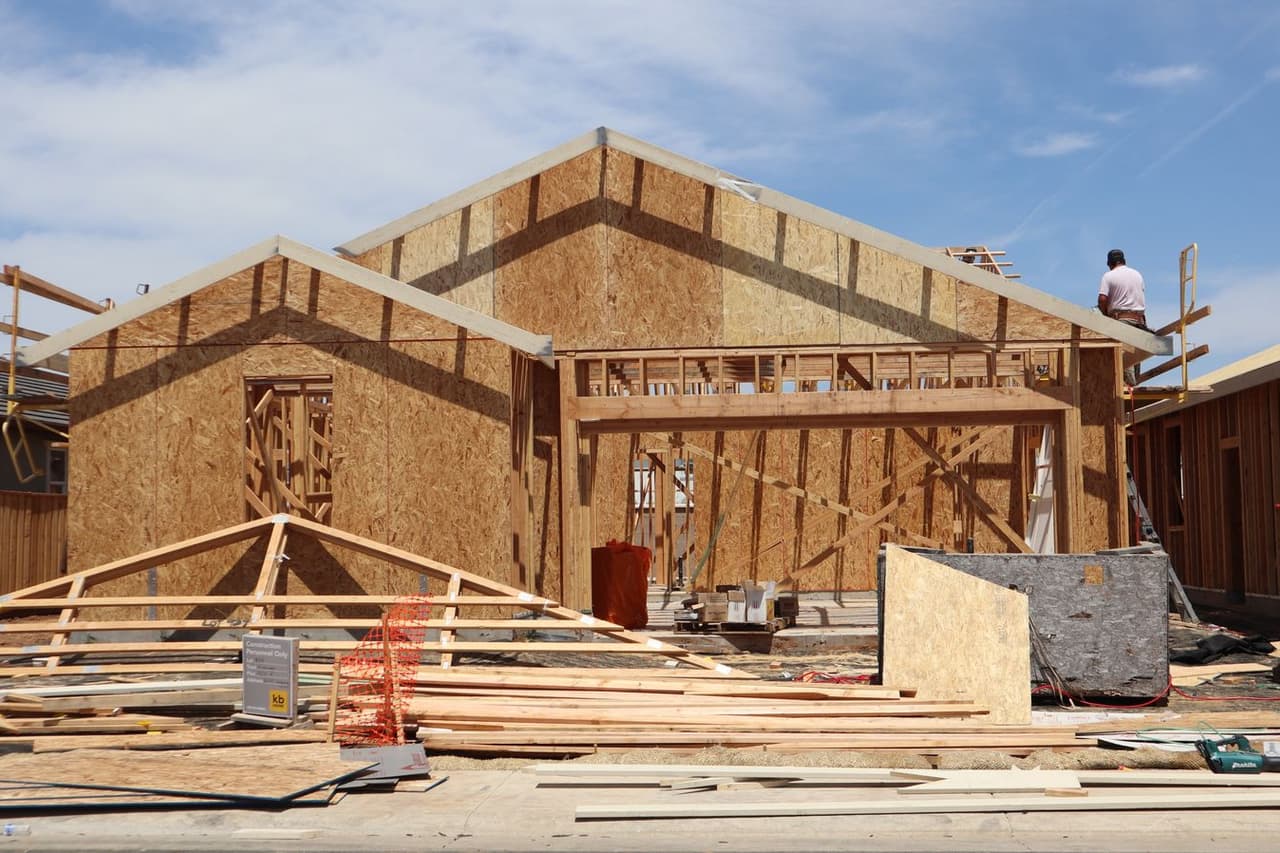 Roof repair South Bend IN: New home construction