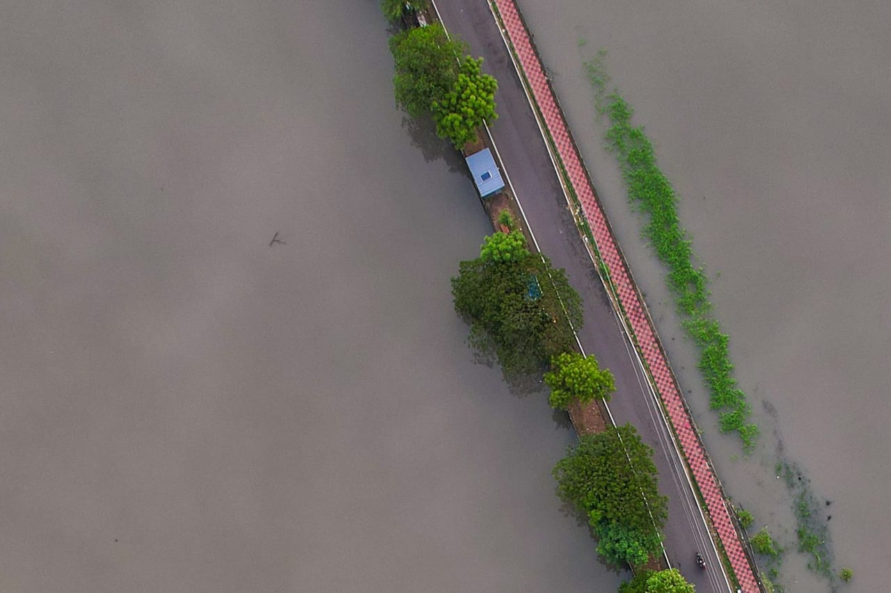 Water Damage Restoration in Auburn, AL: Creek Flooding