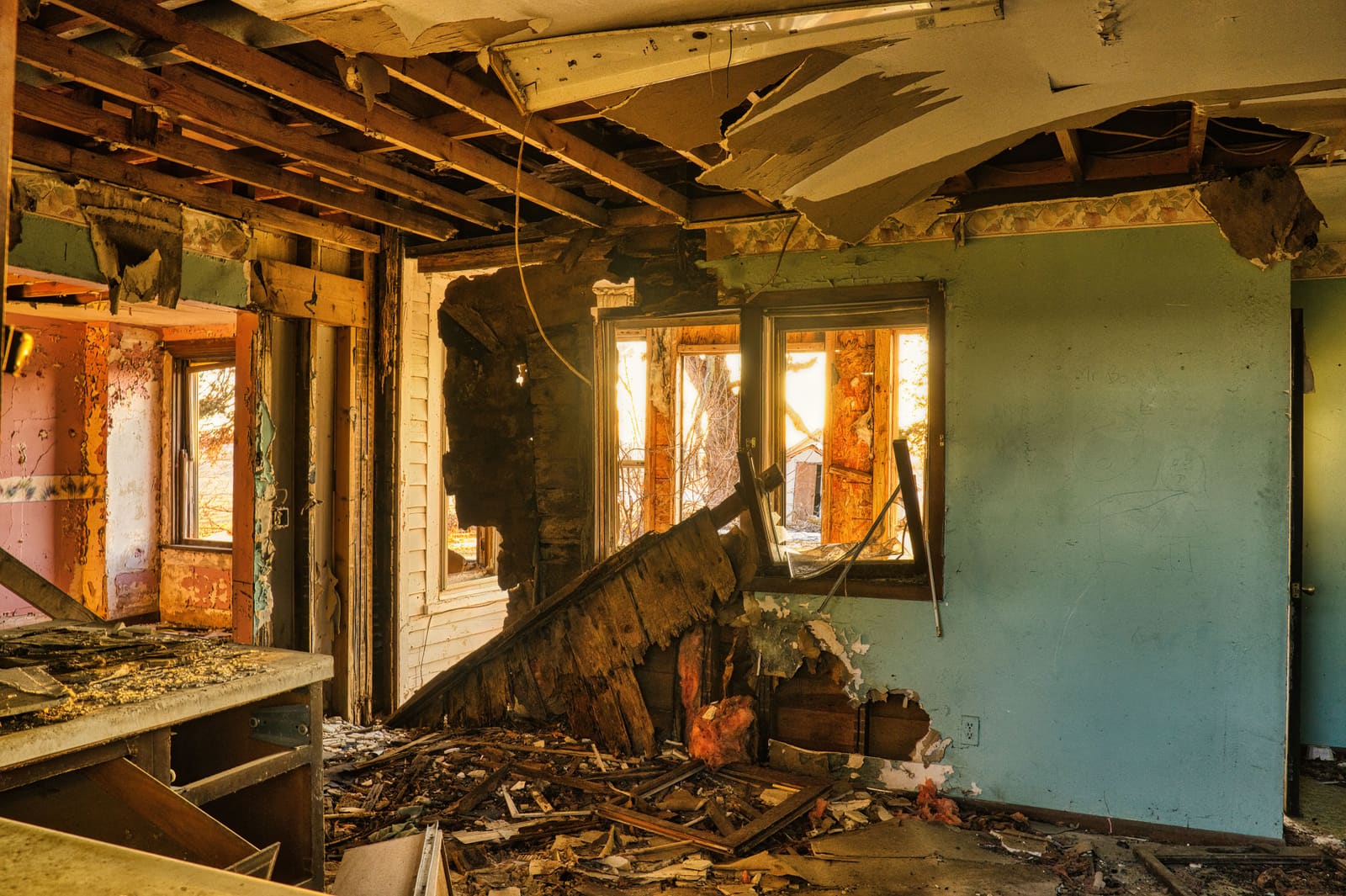Water Damage Restoration in Dallas, TX: Response Times, Costs, and Insurance